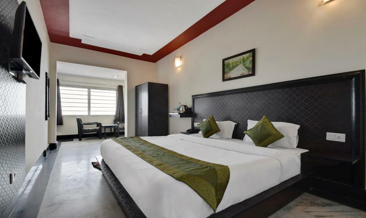 Treebo Mayur, Mall Road Mussoorie Exterior photo